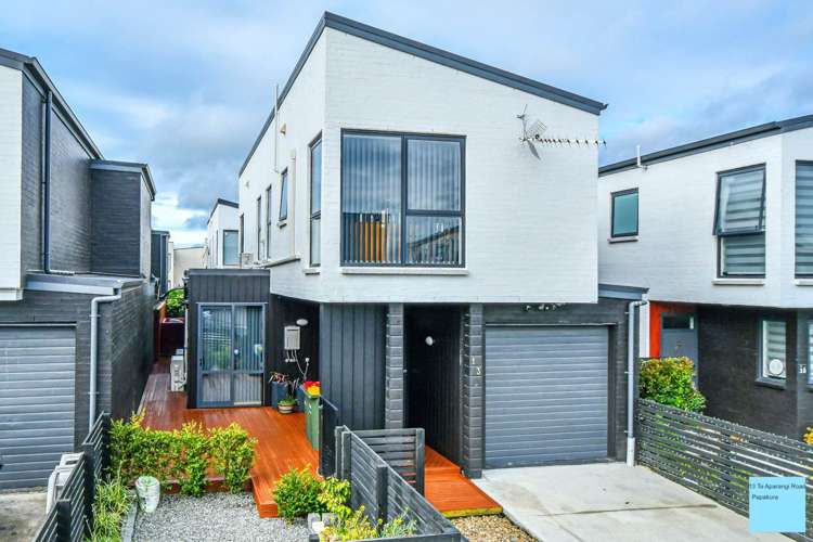 13 Te Aparangi Road_0