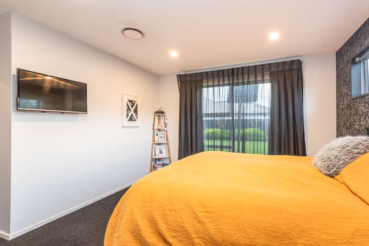 29 Sunline Avenue Lincoln_16