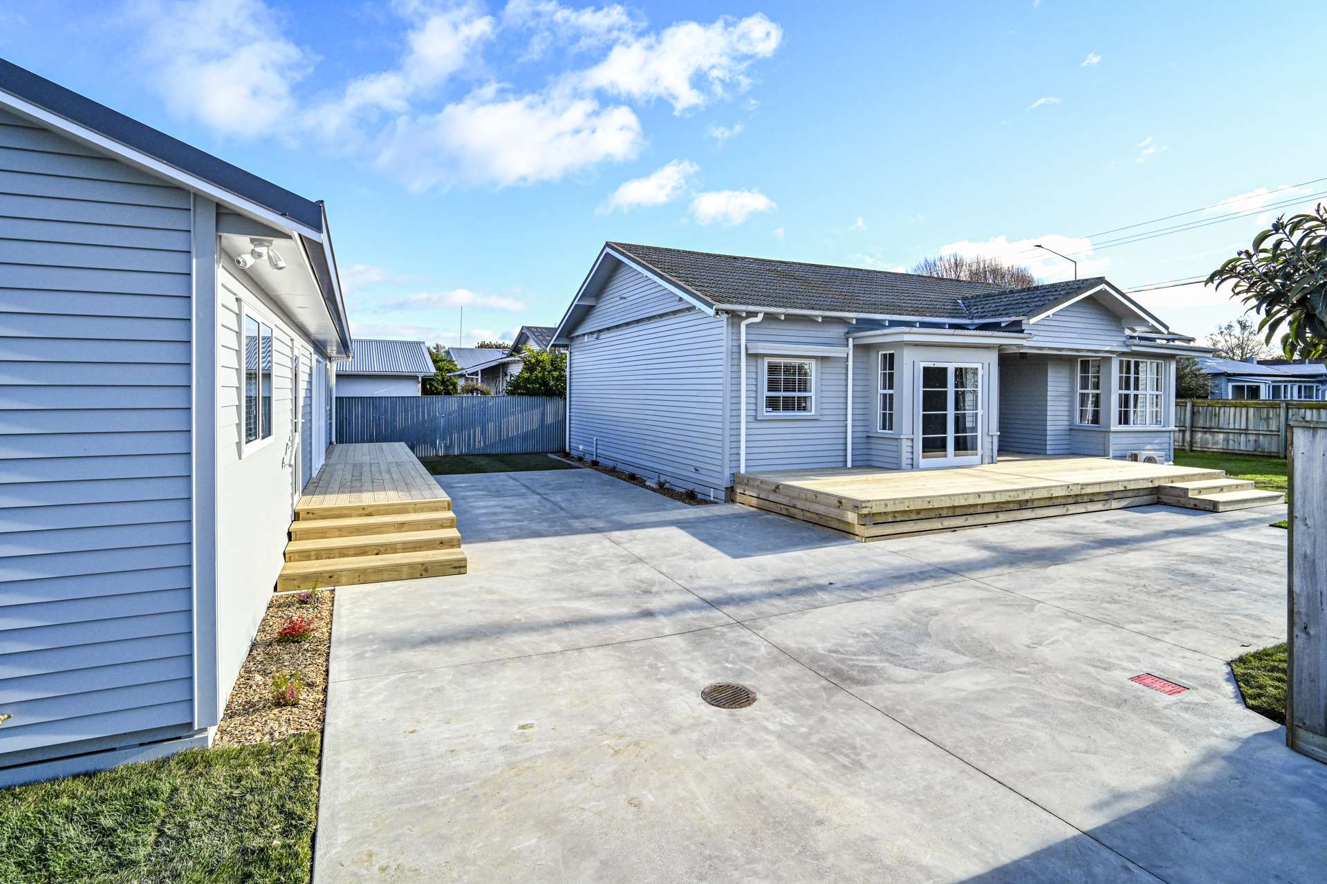 300 Willowpark Road South Hastings_0