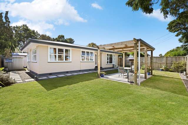 Forest Lake Home - Prime Location & Lifestyle