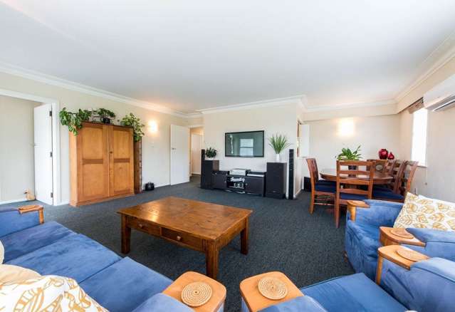 6 Woodford Avenue Henderson_1