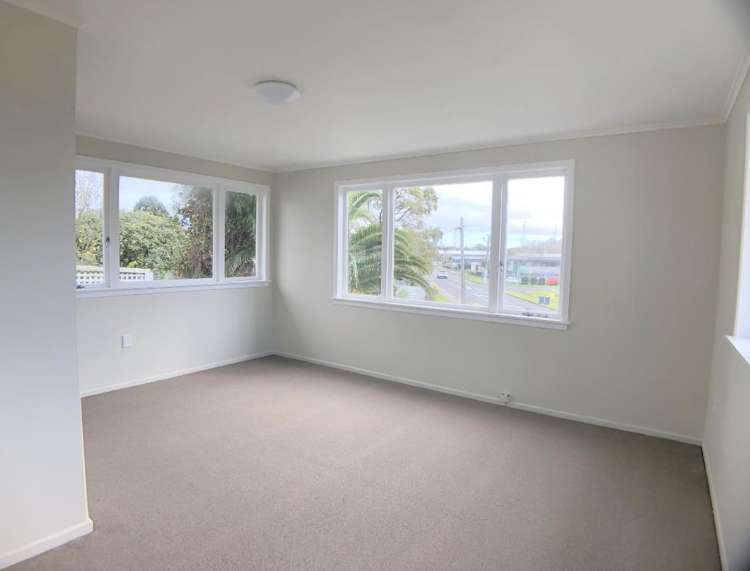 8 Binsted Road New Lynn_7
