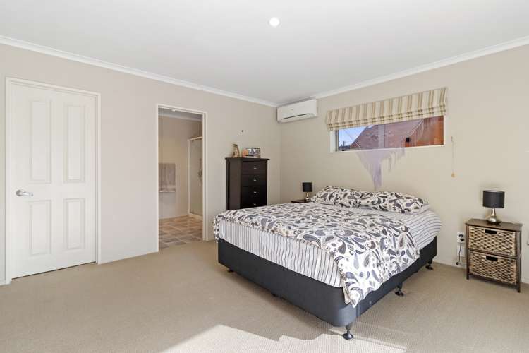 6 Apollo Place Rototuna North_8