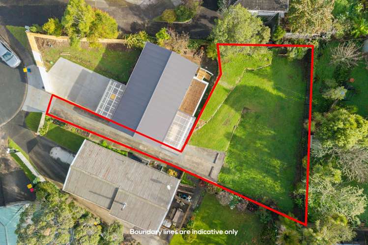 8A Surat Place Glen Eden_12