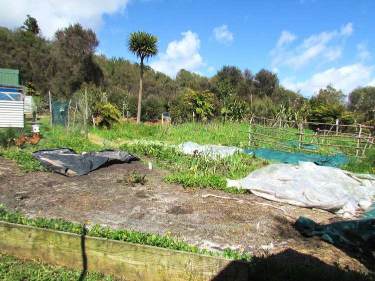 1712 State Highway 7 Moana / Lake Brunner_39