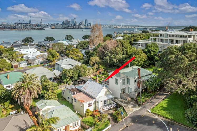 31 Clarence Street Devonport_17