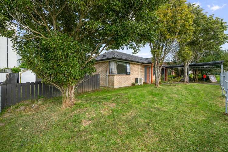 29 Woodbank Drive Glen Eden_17