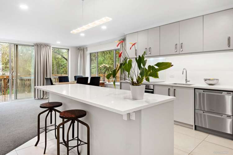 112c Triangle Road Massey_8