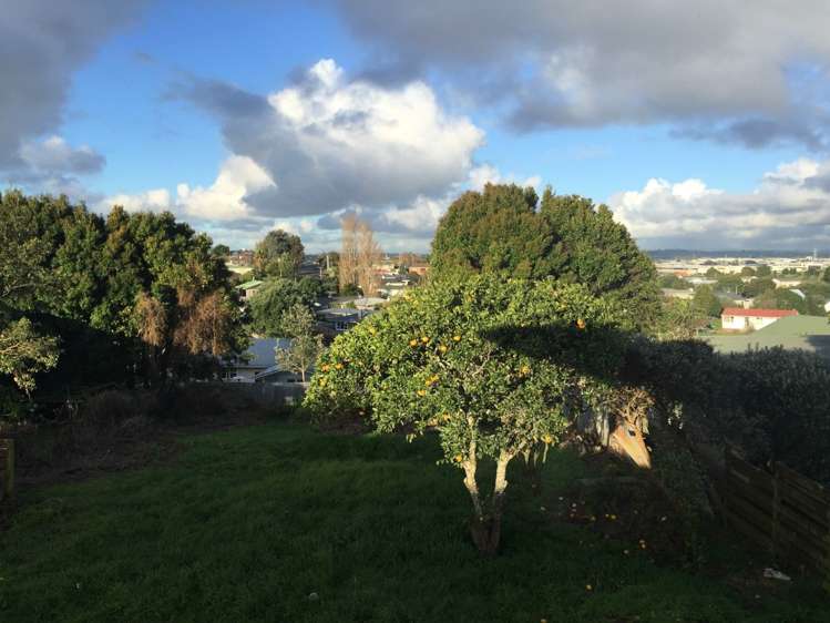 64 Commissariat Road Mount Wellington_8