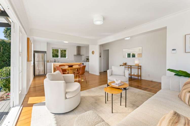 6 Tiri Tiri Road Birkdale_11