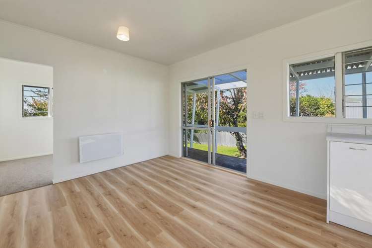 11 Park Road Western Heights_19