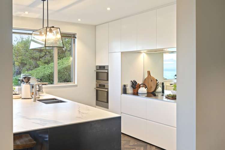 143 Richmond Hill Road Richmond Hill_8