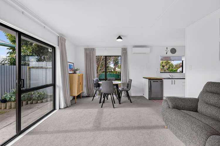 69A Riverbend Road Onekawa_6