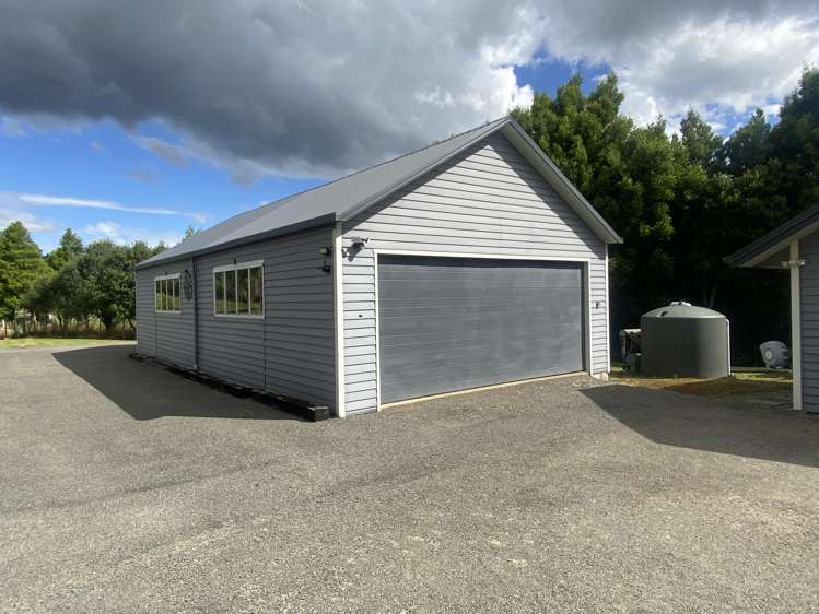 35 ORAM DRIVE Turitea_7