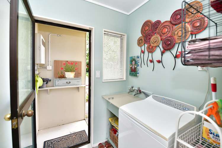 Unit A/3 Miro Street Helensville_5