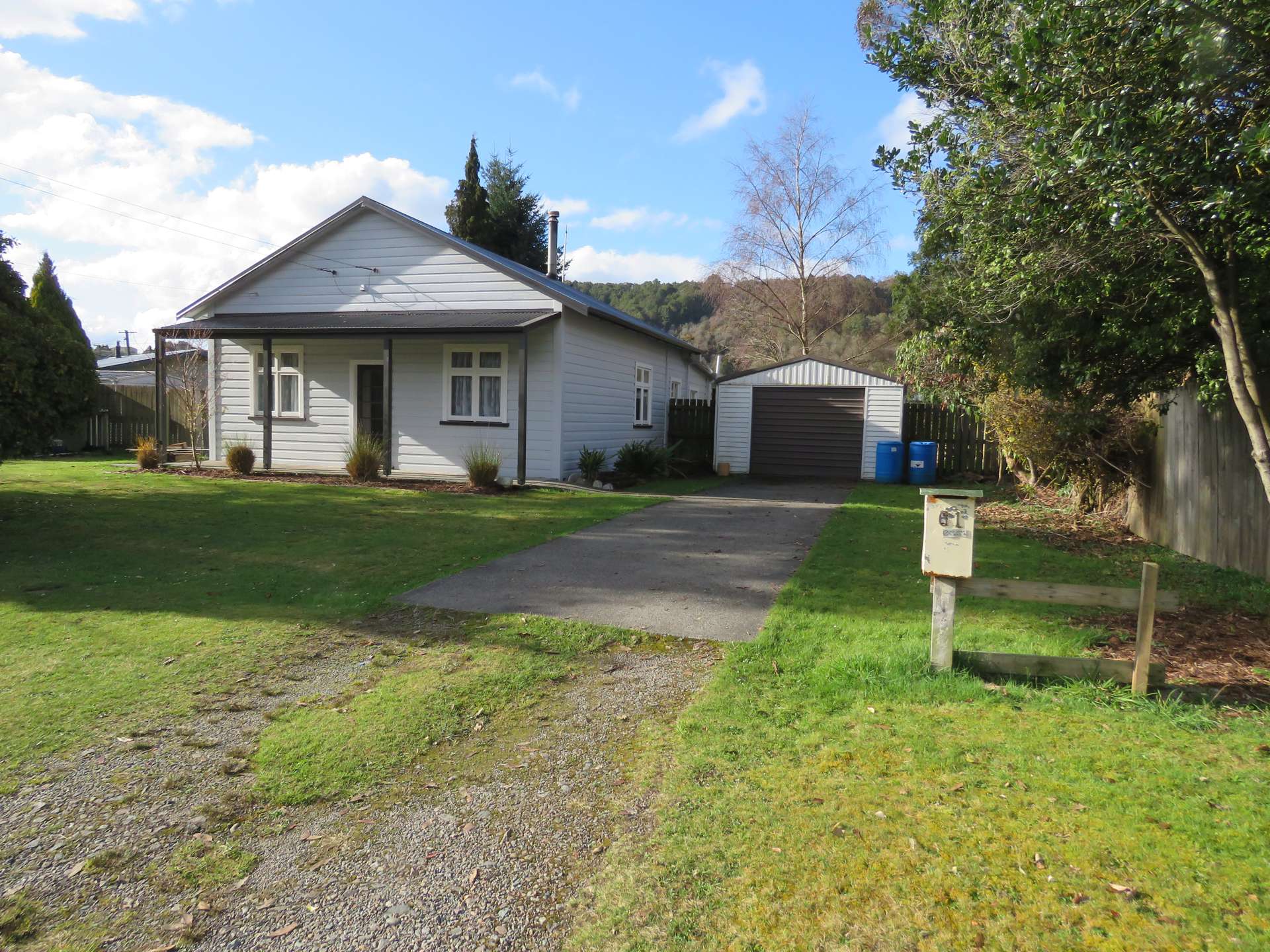 61 Main Street Reefton_0