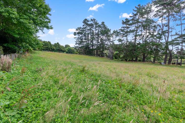 572 Pinnacle Hill Road Bombay_20