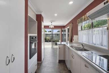 56A Edgecumbe Road_2