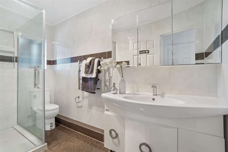 121 Everglade Drive Totara Heights_14