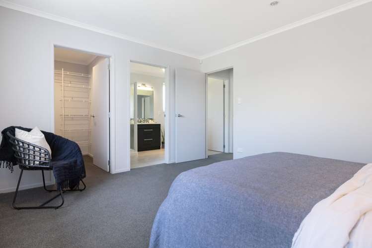 224 Ballintoy Park Drive Welcome Bay_19