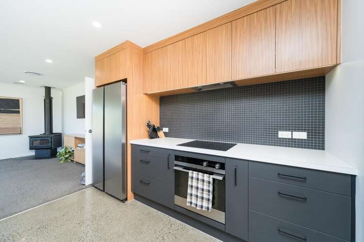 235E Watershed Road Hiwinui_11