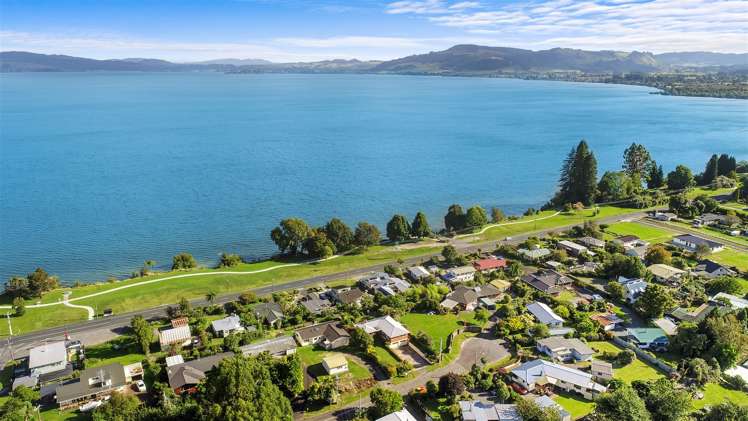 5 Hugh Avenue Hamurana_23