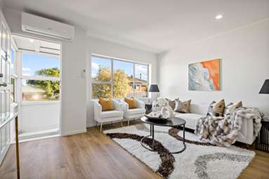3/23 Tawa Road_1