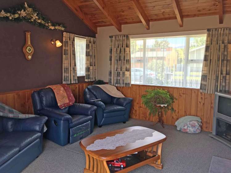 37 Te Herekiekie Street Turangi_7