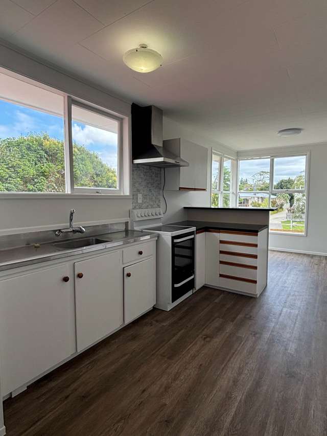 52 Gossamer Drive Pakuranga_1