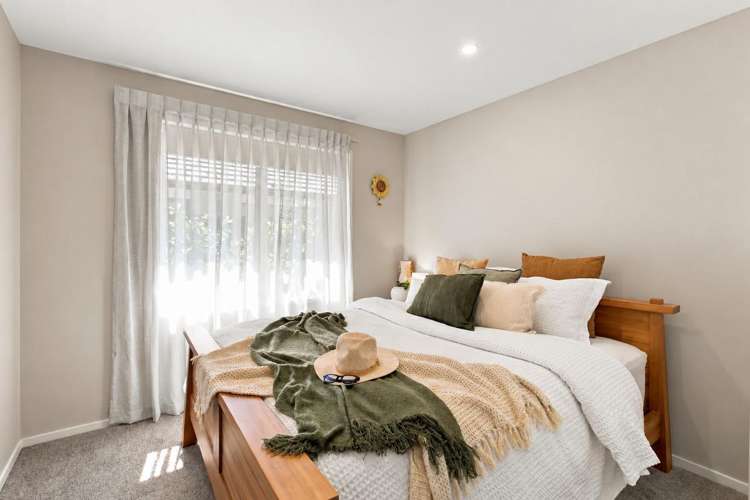 128 Puhirake Crescent Pyes Pa_15