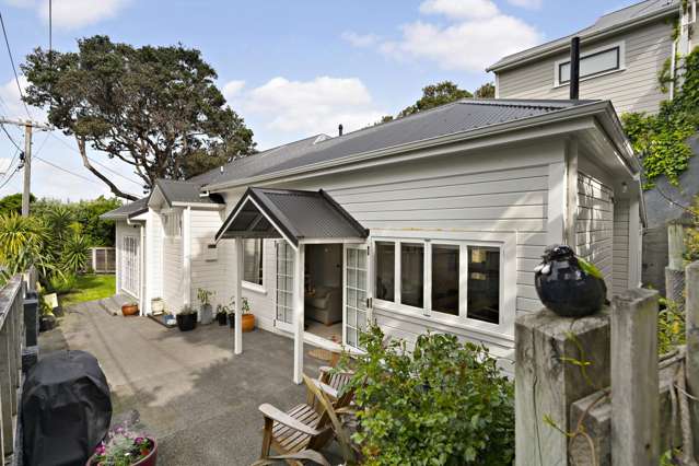 Renovated Coastal Cottage