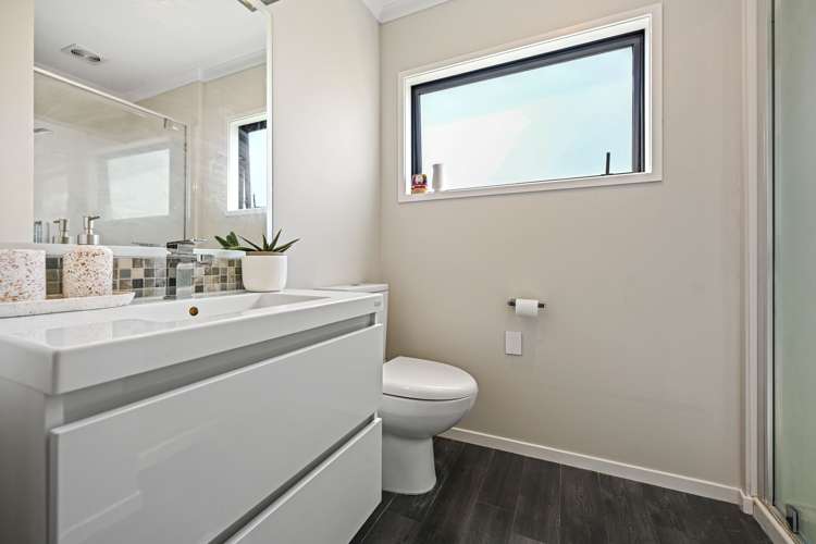 10/13 Beale Street Hamilton East_10