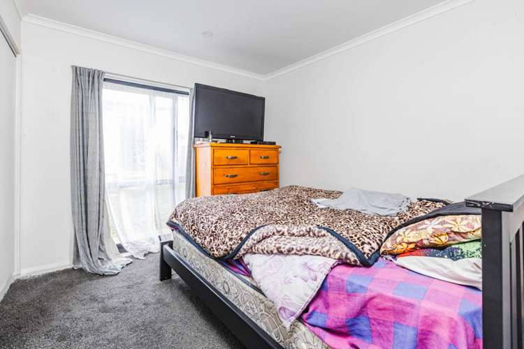 447 Massey Road Mangere East_16