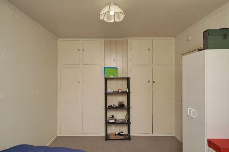 52 Batten Grove The Pines Beach_11