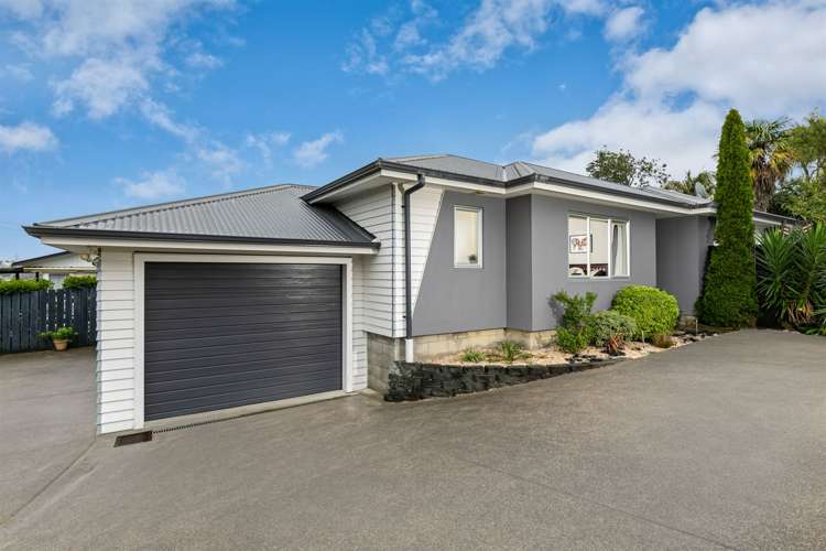 48 Makora Road Massey_22