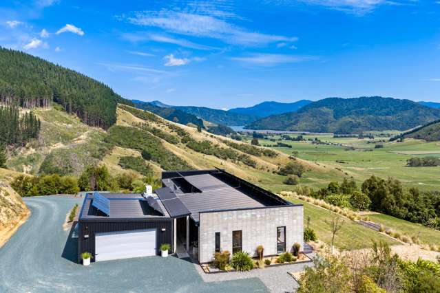 1424 Queen Charlotte Drive Marlborough Sounds_1