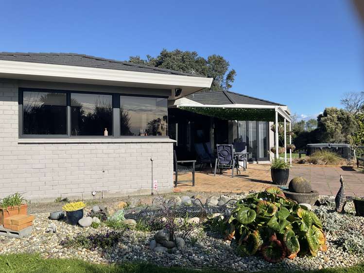 1343 Devon Road Waitara_16