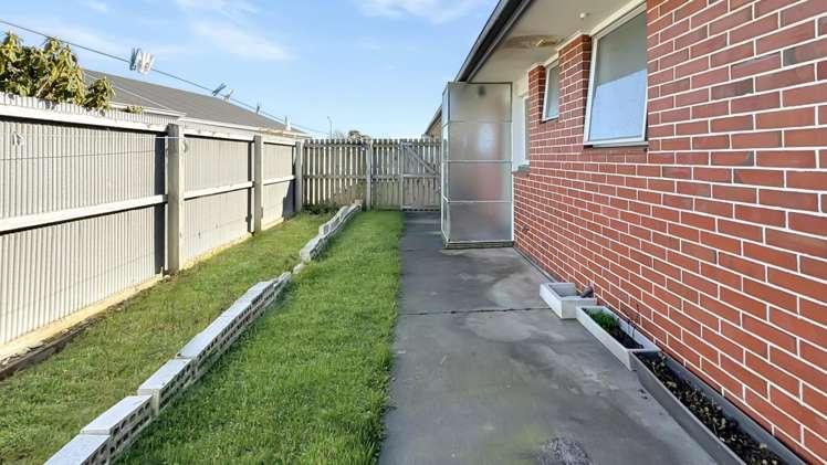 2/32 Creek Road 1383_7