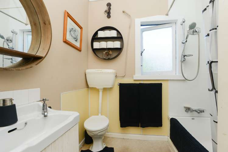 304 Tomoana Road Saint Leonards_13