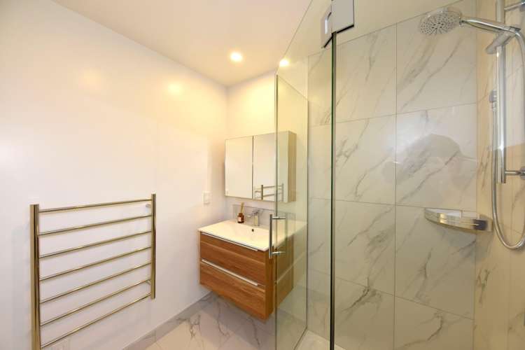  9/19 Winchester Street Merivale_8