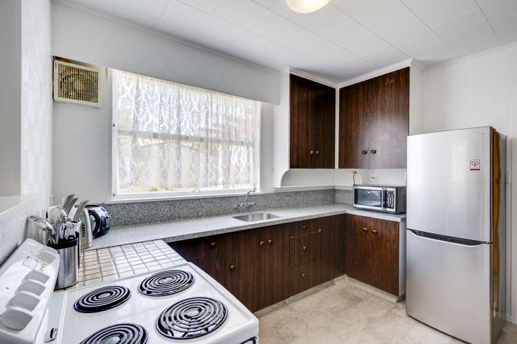 76 Flaxmere Avenue Flaxmere_12