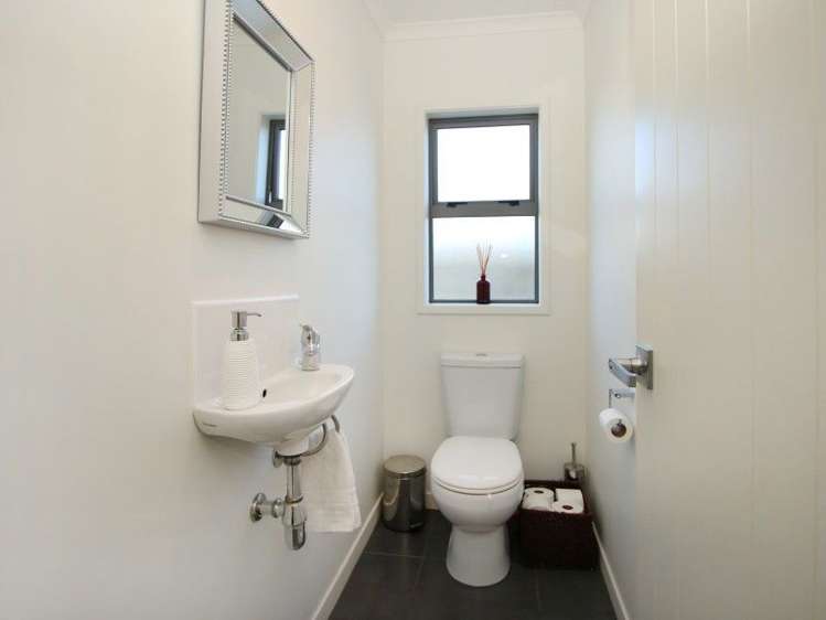 8 Masefield Terrace Kelvin Grove_18