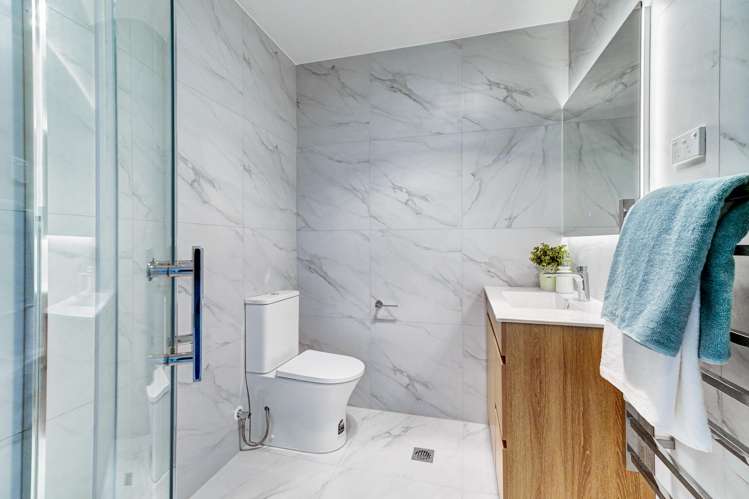 11-13 Awhi Way Drury_11