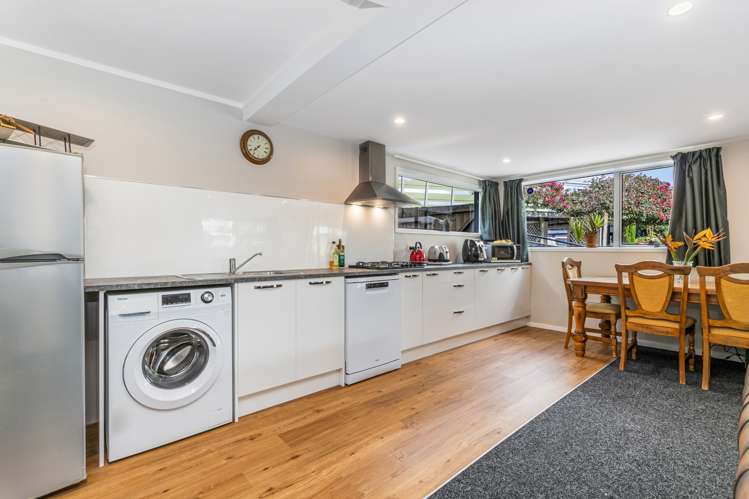 18 Temuri Place Glendene_20