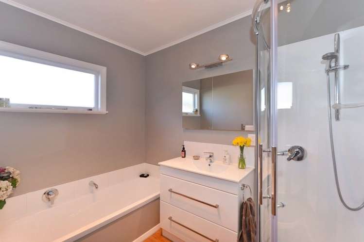 1/6 Devon Street Stoke_15