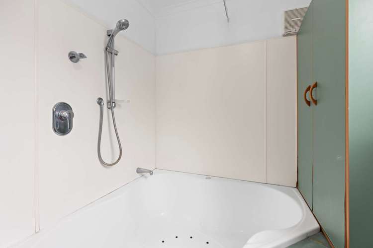 64 Rhodes Drive Kelvin Grove_18