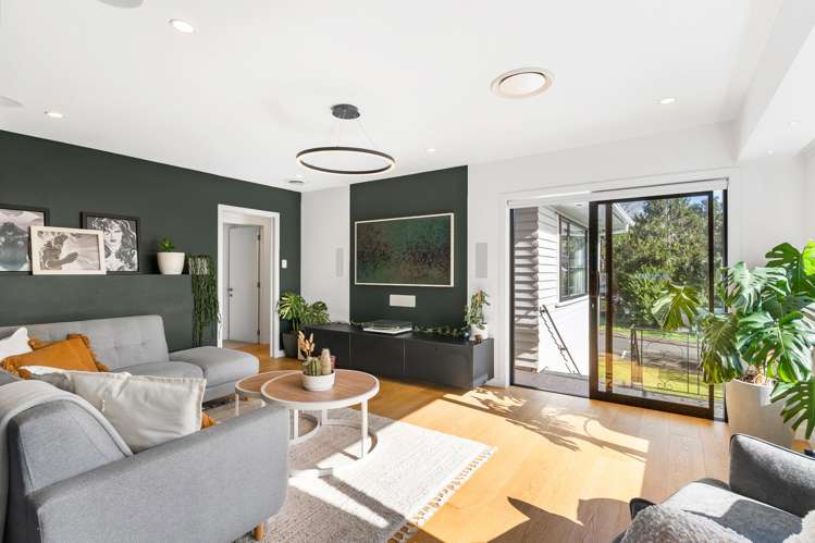 14 Takapu Street Henderson_13