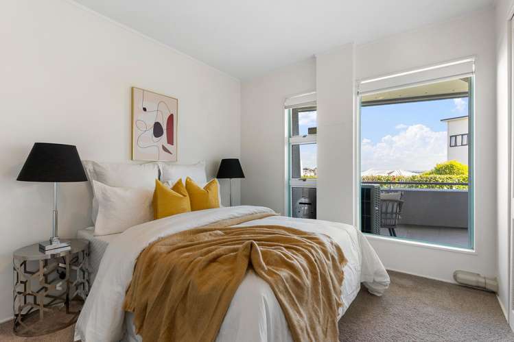 2/18 Takitimu Street Orakei_9