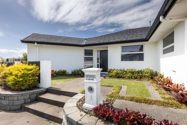 1 Oakmont Crescent Waiwhakaiho_5