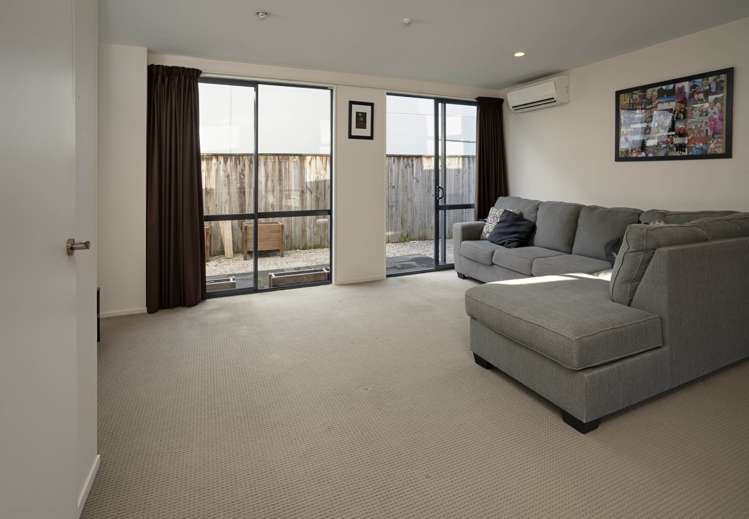 7 Rochdale Way Stoke_4